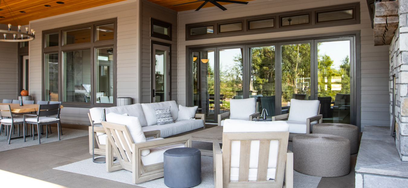 Patio with wall of doors